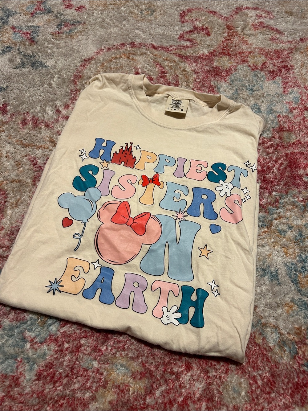 Women’s 'Happiest Sister on Earth' Graphic Tee - Cream